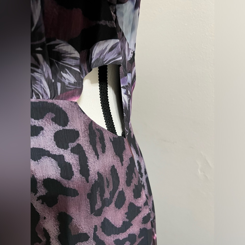 Floral Animal Print Long Sleeve V Neck Cut Out Maxi Dress - Picture 13 of 16